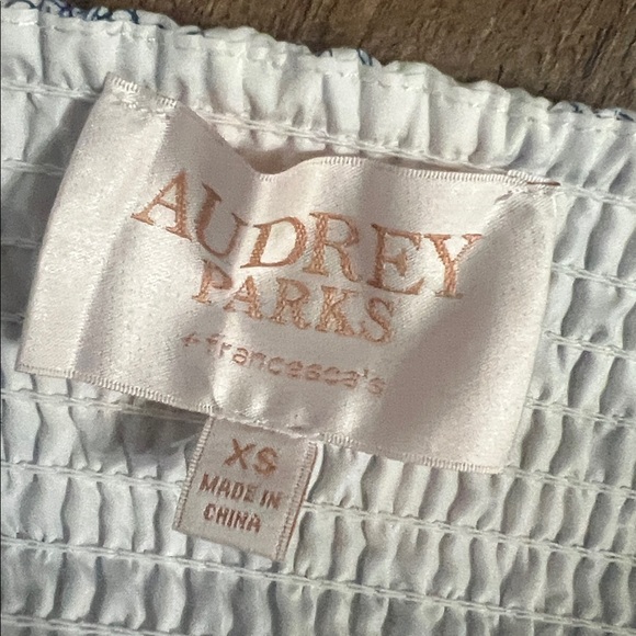 Audrey Parks + Francesca’s Floral Blue & white babydoll Dress sz XS - Picture 3 of 3